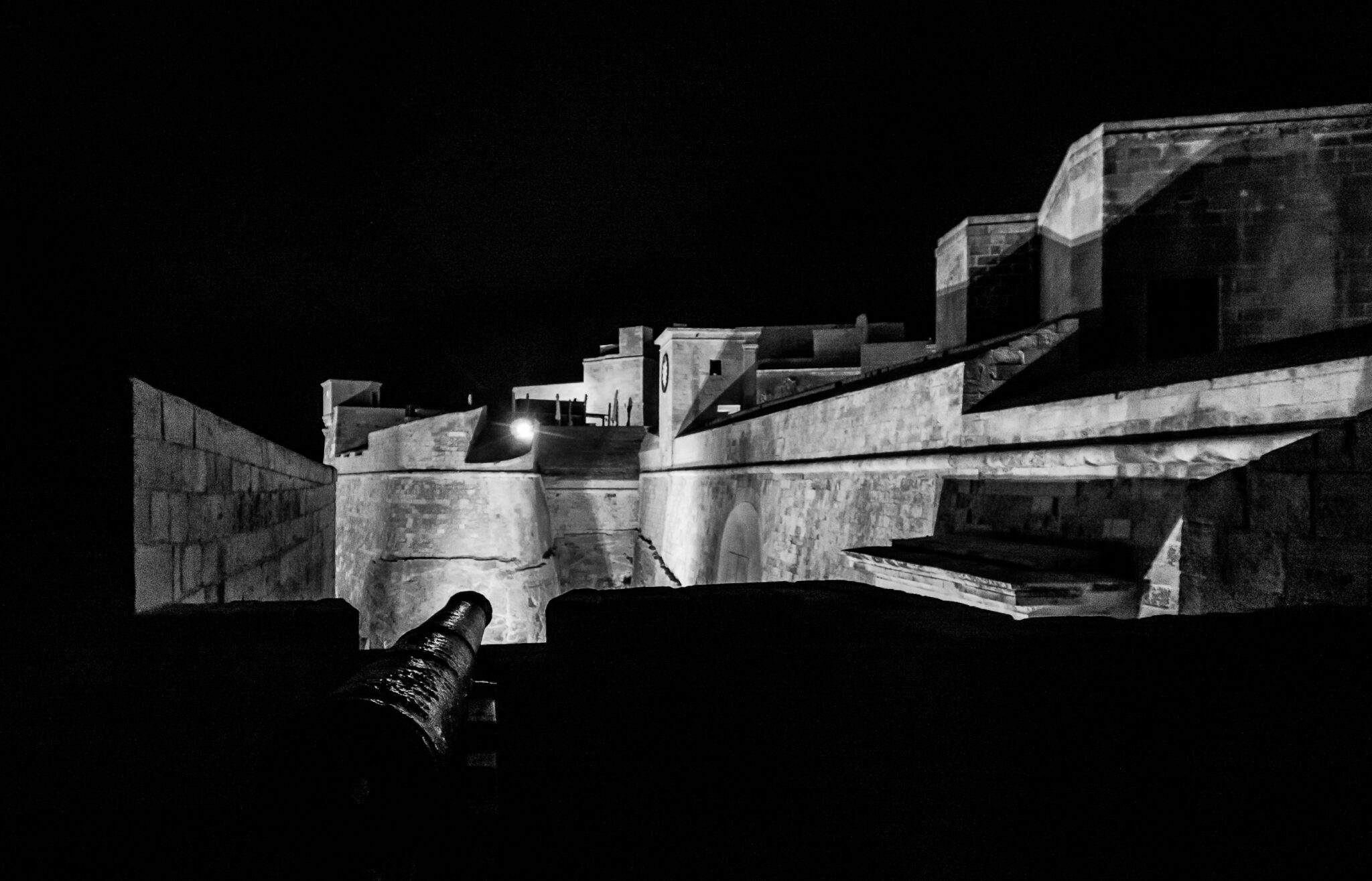 black and white photo of the Citadel in Victorya